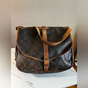Louis Vuitton Messenger Bag